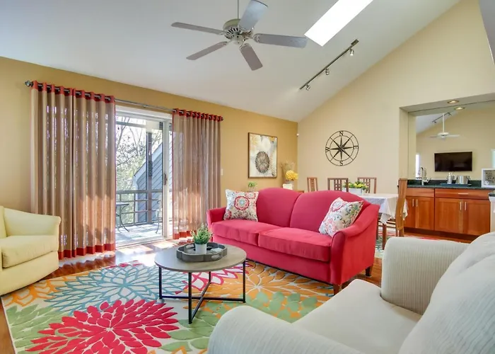 Rehoboth Beach Condo Pool Access Less Than 2 Mi To Ocean!
