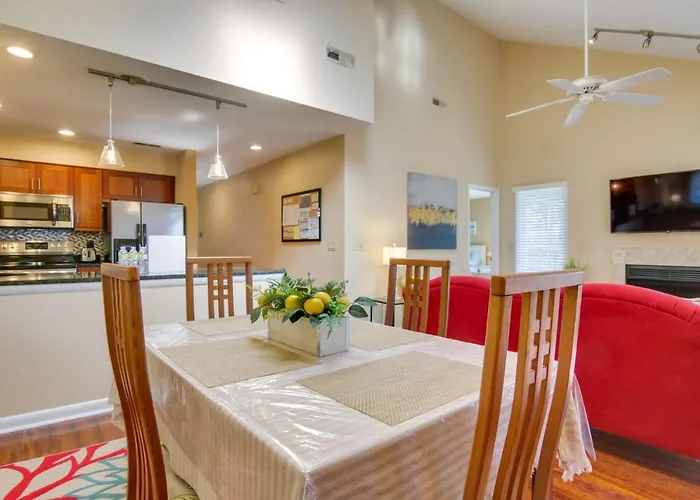 Rehoboth Beach Condo Pool Access Less Than 2 Mi To Ocean!